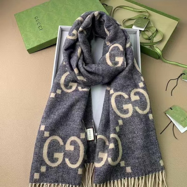 GUCCl brand scarf 21